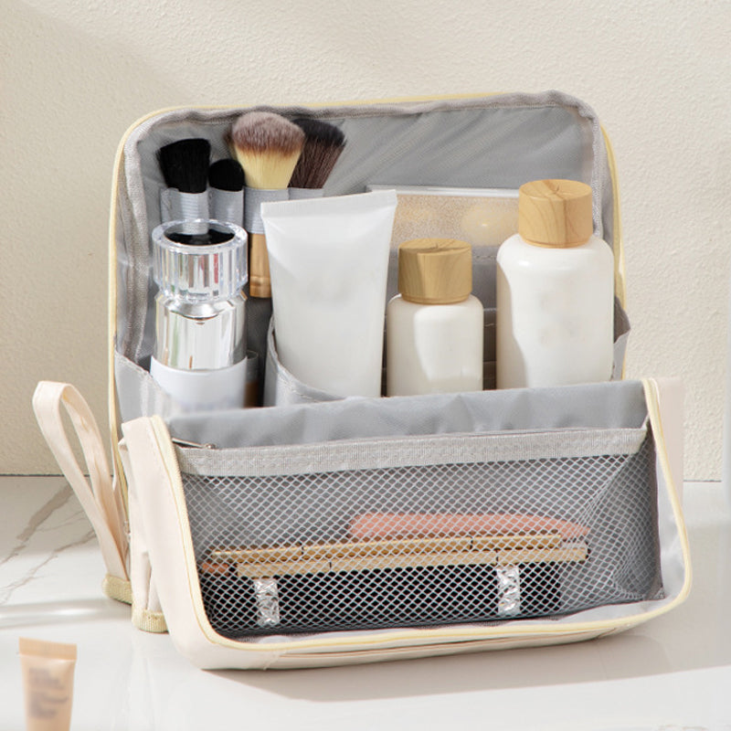 🔥Hot Sale🔥Stylish Handheld Partitioned Cosmetic Bag👜